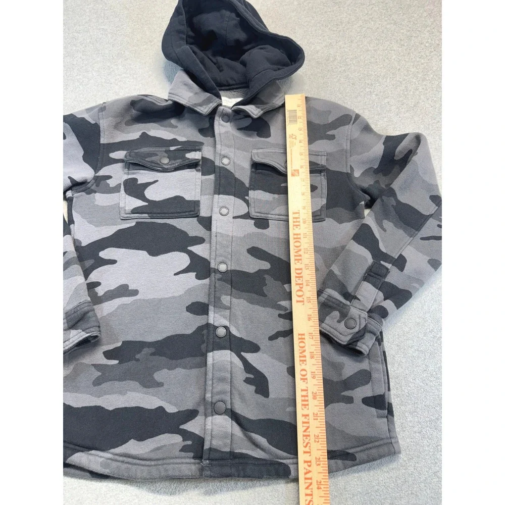 Abercrombie Kids Shirt Jacket‎ Kids 13/14 Gray Camo Hooded Relaxed Fit Shacket